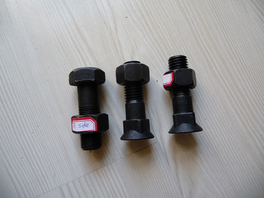 40Gr Caterpillar Dozer Boulons de roulement pour les bords de coupe des chargeurs