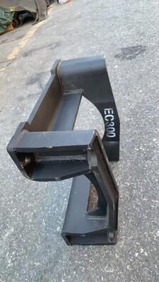 EC300 Protection de la chaîne de l'excavatrice - Qualité originale + prix direct d'usine, acier au manganèse résistant à l'usure, anti-déchainement, un choix rentable